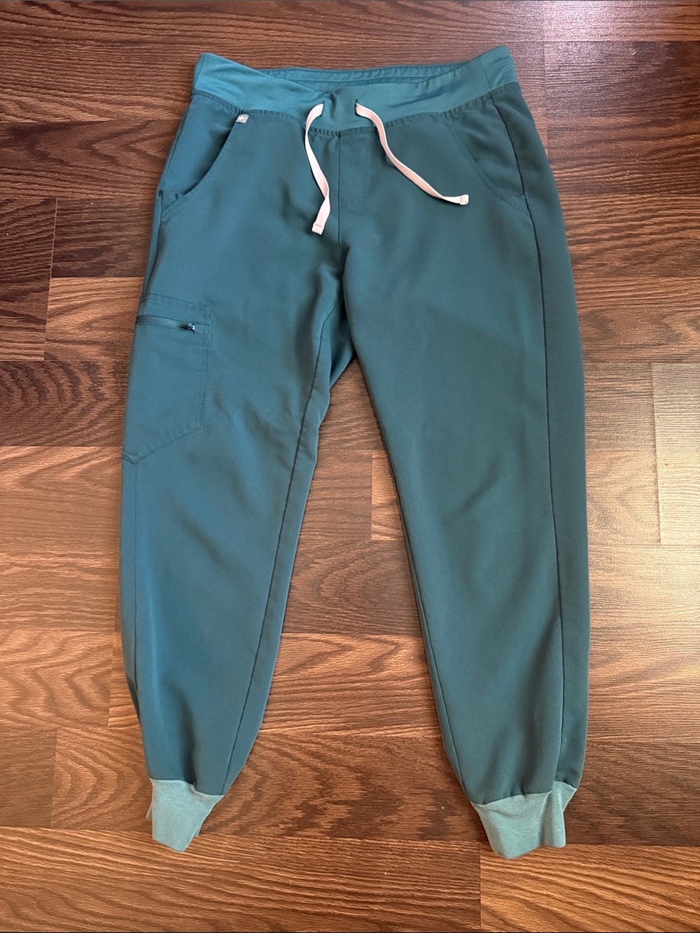 Figs women’s Caribbean Blue Zamora Jogger Scrubs